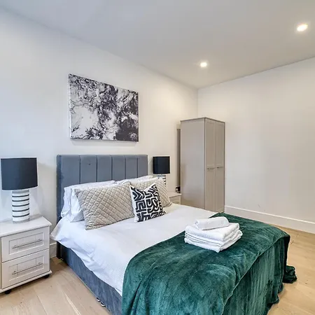 Σπίτι διακοπών Eden Grove 2 Bed Retreat With Hot Tub