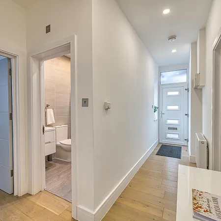 Сasa de vacaciones Eden Grove 2 Bed Retreat With Hot Tub *